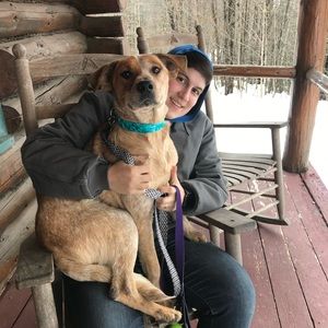 Meet your Posher, Courtney